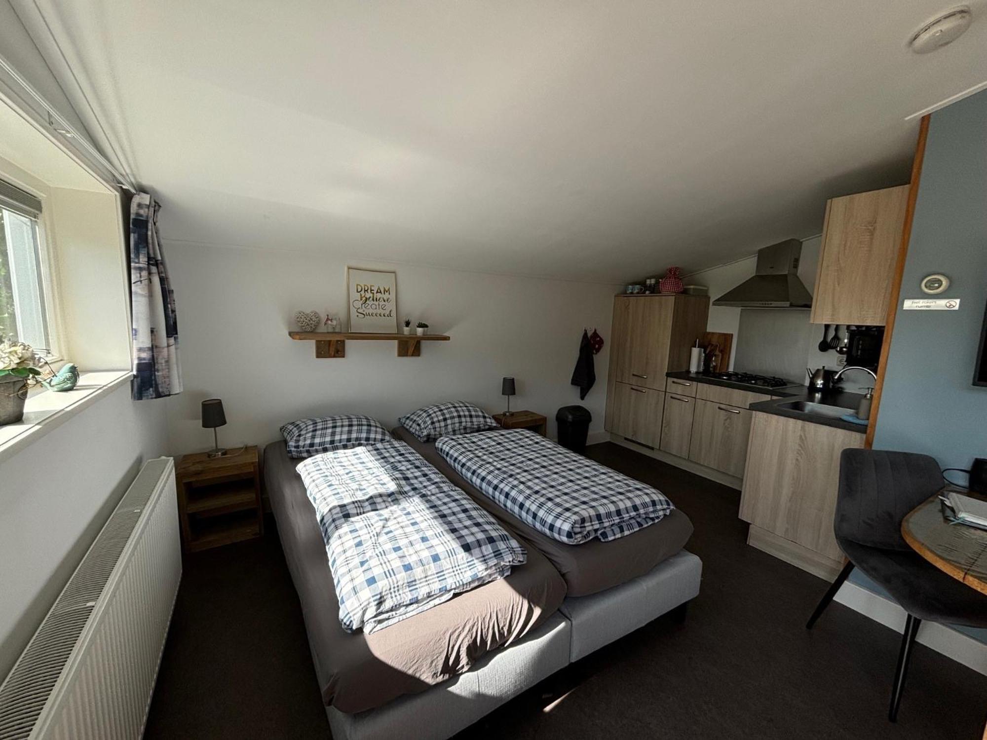 Bed & Breakfast De Lindevallei Oldeberkoop エクステリア 写真